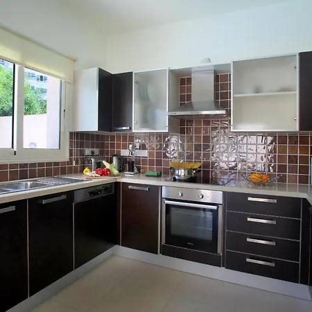 Michelle 9 Villa Protaras